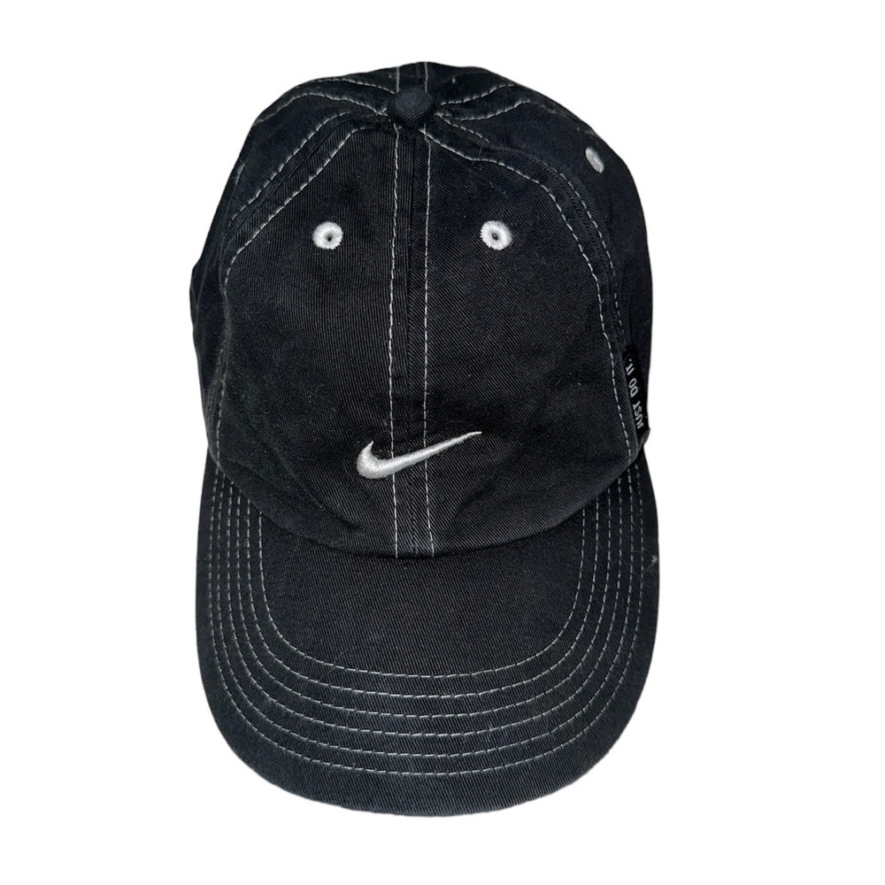Nike Cap with‎ White Stitch